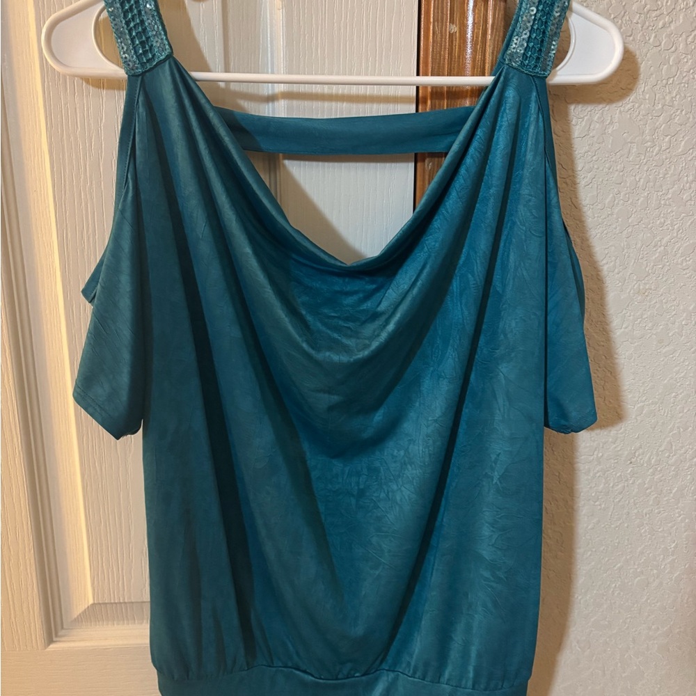 BCX Green Asymmetrical Blouse with Cut Out Design